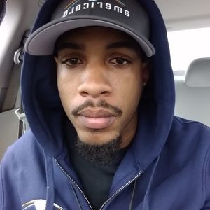 Meet your Posher, Devin